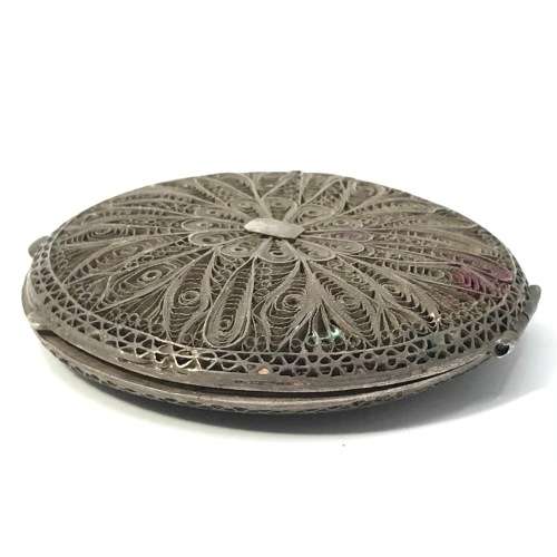 Antique Silver Filigree Powder Compact - very high class work - weighs 63.7g