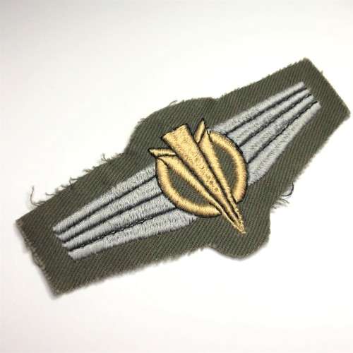 West German Bundeswehr anti aircraft bronze qualification cloth badge