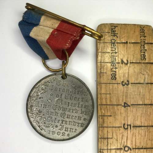 1902 King Edward 7 and Queen Alexandra coronation medal