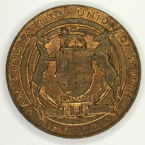 Lot of 2 different Union of SA George v medallions - copper silver