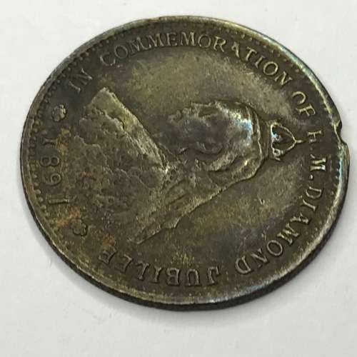 1891 Queen Victoria diamond jubilee medallion by Barratt and Co.s - Top missing