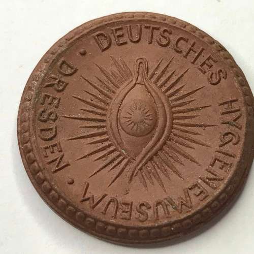 1930 Germany Dresden Hygiene Museum porcelain token