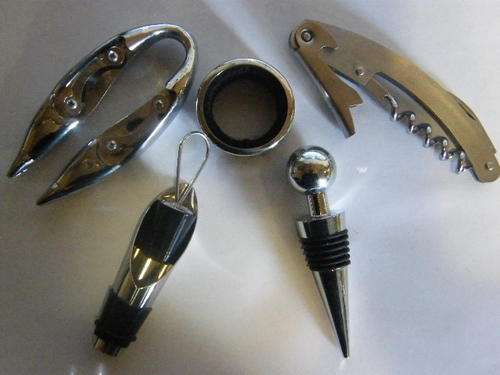 Brand new wine bottle opener set of 5 pieces - Decmarkdown