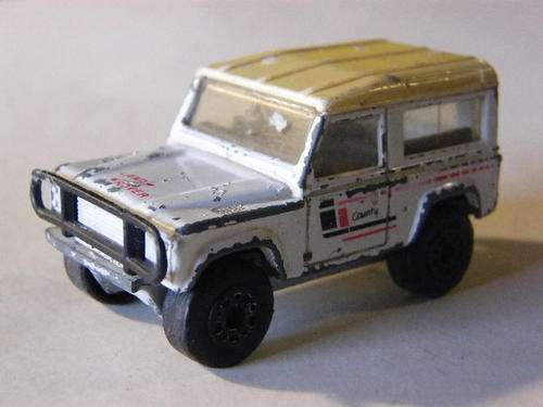 Matchbox Land Rover Ninety 1987 scale 1:62 - as per photo