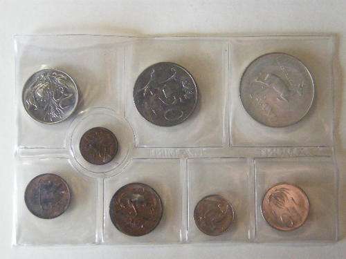 1975 RSA Uncirculated mint pack - Decmarkdown