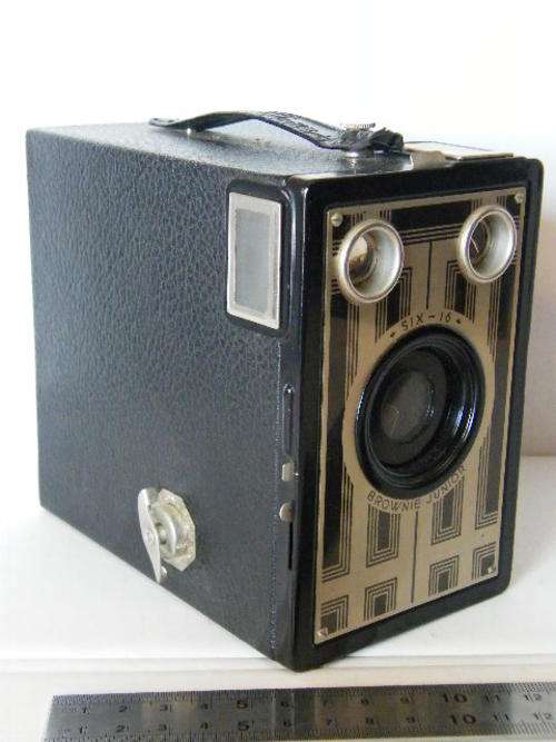 Kodak Six-20 Brownie Junior box camera in canvas bag - excellent condition