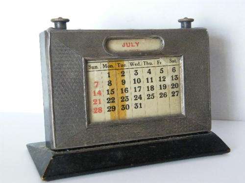 Antique perpetual calender with silver face dated 1852 and made in Birmingham - Decmarkdown