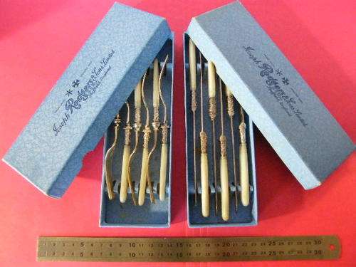 Set of 6 Joseph Rodgers silver-plated knives and forks with mother-of-pearl handles in original box