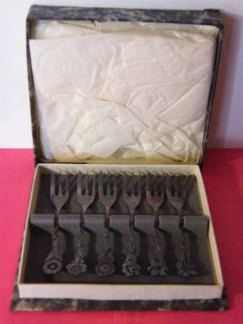 Dutch silverplated fork set - Herbert Hooikaas 90