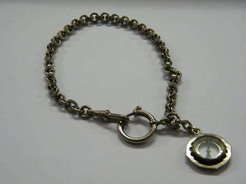 Fob chain with compass as per photo