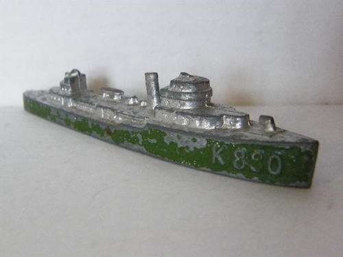 Tootsietoy cruiser ship - made in America - Decmarkdown