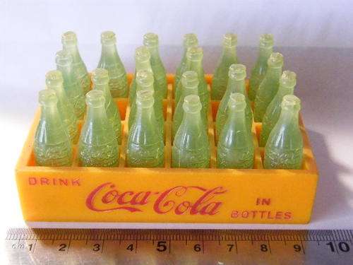 Vintage miniature Coca Cola crate with 22 small bottles (2 missing) - rarely seen