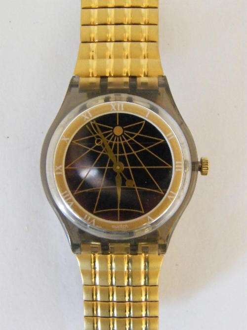 Swatch Sunscreen L Mens Watch - Not Working Properly - Scratches on Battery Lid - as per photo