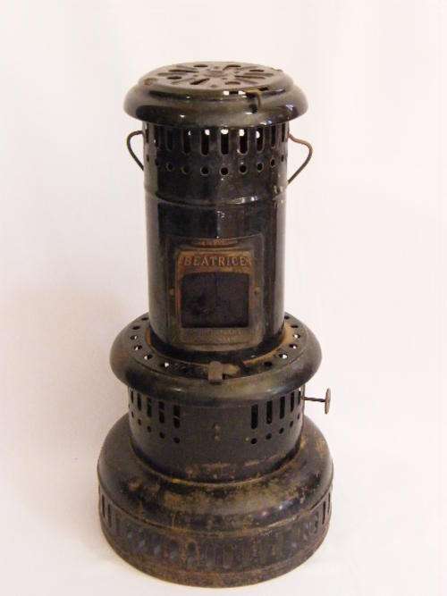 Beatrice Red glass Paraffin Heater / Stove - red glass cracked - as per photo