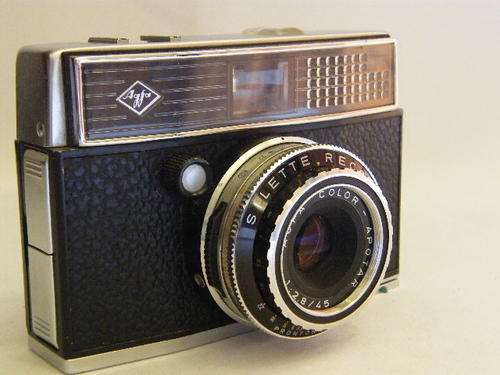 Vintage Agfa " Silette Record " Camera with Agfa Color - Apotar 1:2.8 / 45 Lens - as per photo