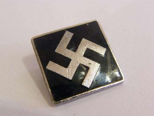 WW2 Enameled Swastika Brooch - as per photo