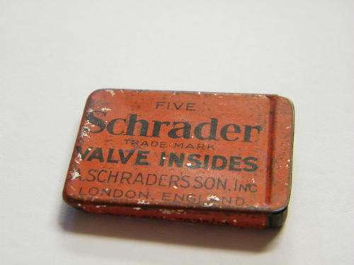 Schrader Valves inside tin with 5 valve inside