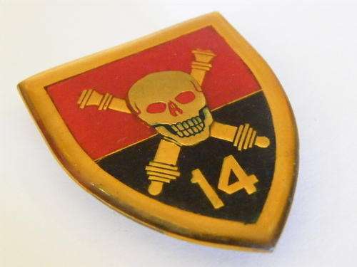 14 Field Regiment Shoulder Flash - 3 pins - as per photo