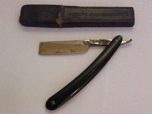 Vintage Joseph Rodgers Cut Throat Razor in Original Box - as per photo