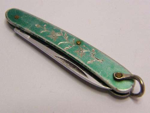 Vintage Green Pen Knife with Flower Pattern Design - Unknown Maker - as per photo