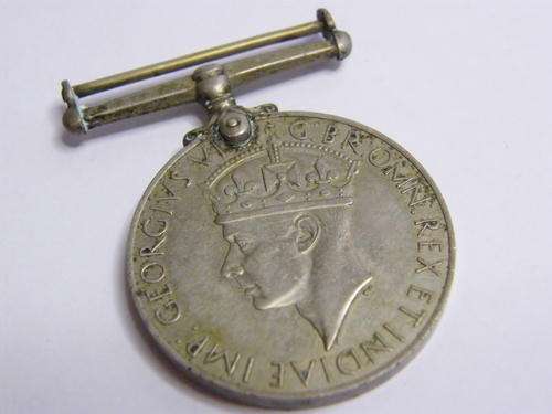 WW2 War Medal - Unnamed - as per photo