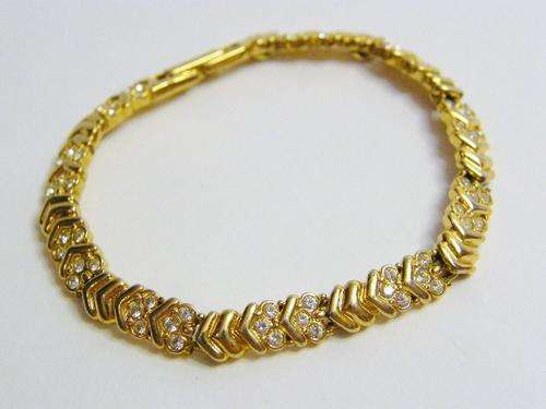 Gold Color Bracelet - Quality Vintage item - as per photo