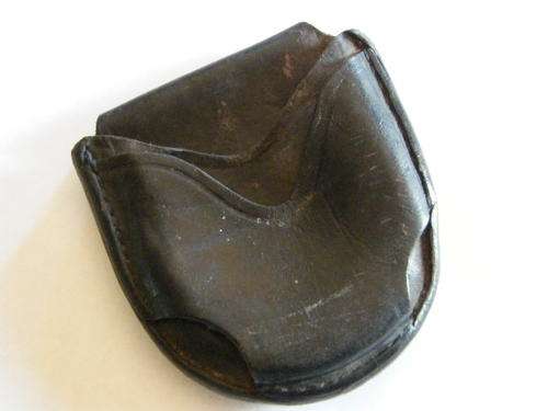 Police handcuffs Leather Pouch - as per photo