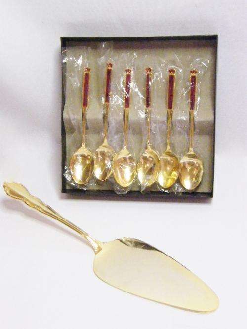 Eetrite 24k Gold Plated Cake Server plus 6 Unused Vintage Spoons - as per photo