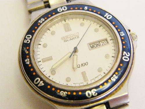 Vintage Seiko SQ100 Day Date Mens Quartz Watch - Working - as per photo