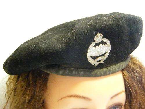 British WW2 Tank Corps Black Beret with badge - Kangol wear Limited 1944 - as per photo