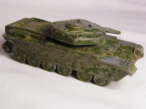 Dinky Toys Supertoys 651 Centurion Tank - well played with - as per photo