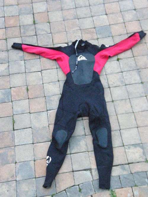 Quiksilver wetsuit - size L/52 (Full wetsuit) - used - as per photo