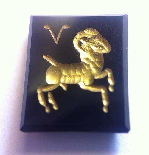 Onyx with golden star sign ( zodiac ) print / paint - 12mm x 10mm - ARIES - as per photo