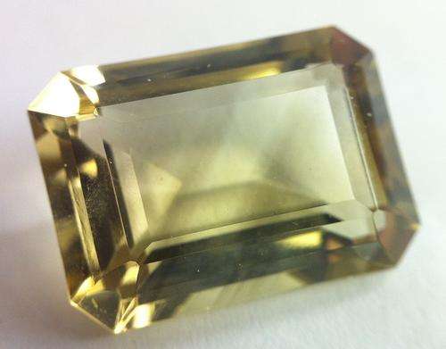 Smokey Quartz crystal of 13.9 carat - as per photo