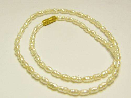 Vintage string of freshwater pearls with screw clasp - 40 cm - as per photo