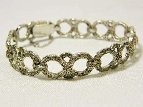 Marcasite bracelet with safety chain - vintage - as per photo