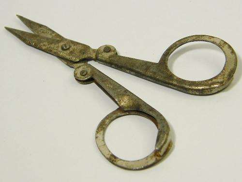 Vintage pair of pocket scissors - CRAZY R1 Start