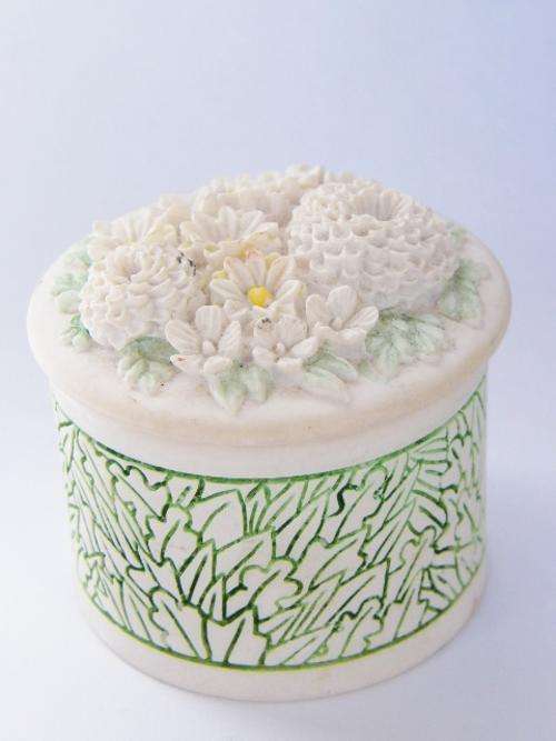 Vintage Hand Cast pill box / trinket box with flower design - @ Crazy R1 start