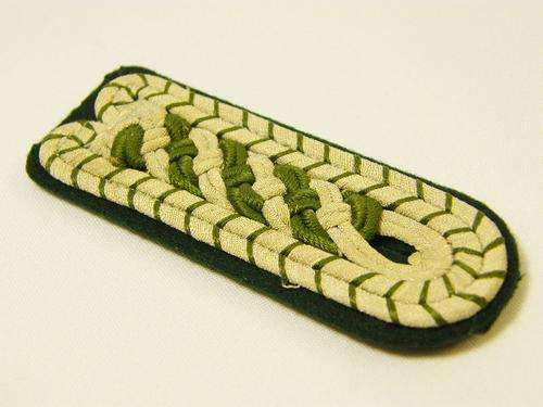 East German customs officer rank epaulette - as per photo
