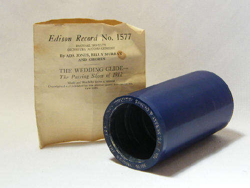 Edison Blue phonograph record # 1577 The Wedding glide by Ada Jones, Murray & chorus - as per photo