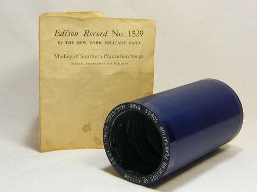 Edison Blue phonograph record # 1539 Medley of Southern plantation songs by New York Military band