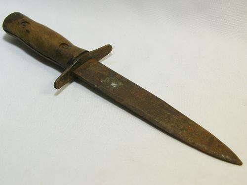 Italian Fascist youth organisation fighting knife without scabbard - as per photo
