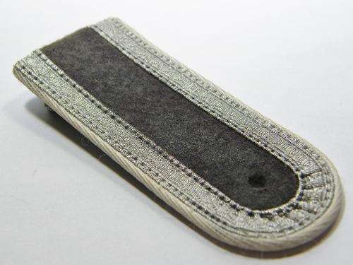 East German Non Commissioned officer rank epaulette - as per photo