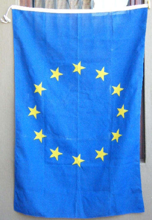Vintage European Union flag - 170 cm x 110 cm - very good condition - as per photo