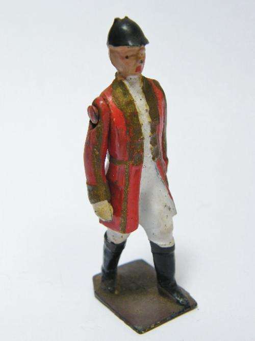 Britains Ltd lead soldier with moving arm - as per photo