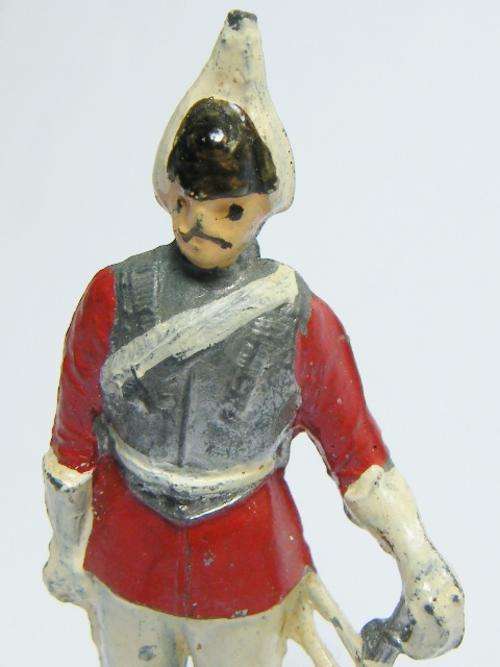 Vintage handpainted lead soldier with sword - as per photo