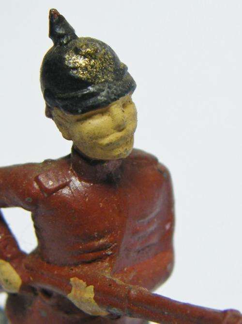 Vintage lead soldier running with rifle - made in Germany - as per photo