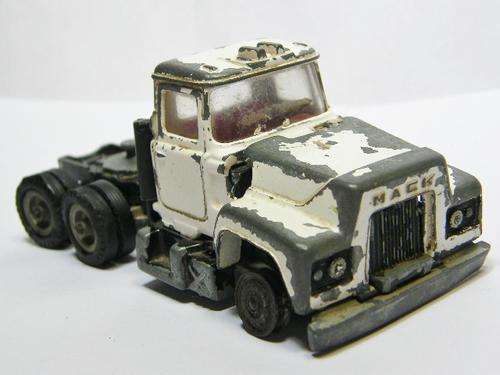 Corgi Major Mack truck model for spares or to be repaired - as per photo
