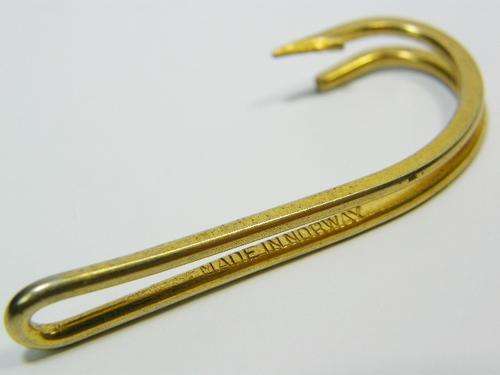 Mustad and Sons vintage fish hook tie pin - unusual - as per photo