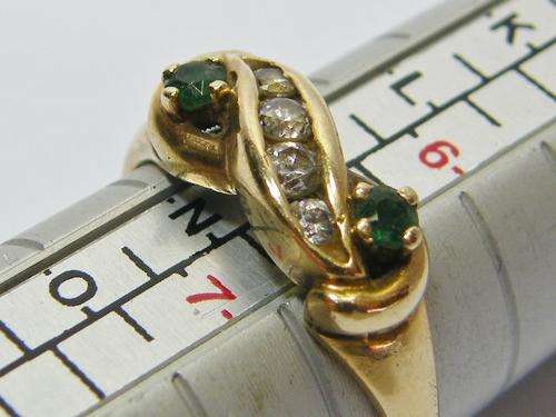Antique topaz and emerald ring - 9kt gold - weighs 2.8 grams - size M+ - as per photo